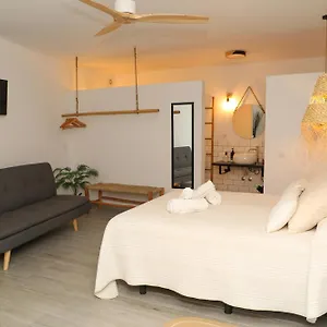 https://calas-de-meca.es-andalucia.com