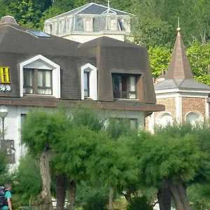 Hotel Ezeiza, Saint-Sébastien